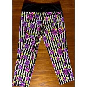 Betsey Johnson Rose Leggings Size M Hi Waist Floral Stripe Roses Goth Colorful
